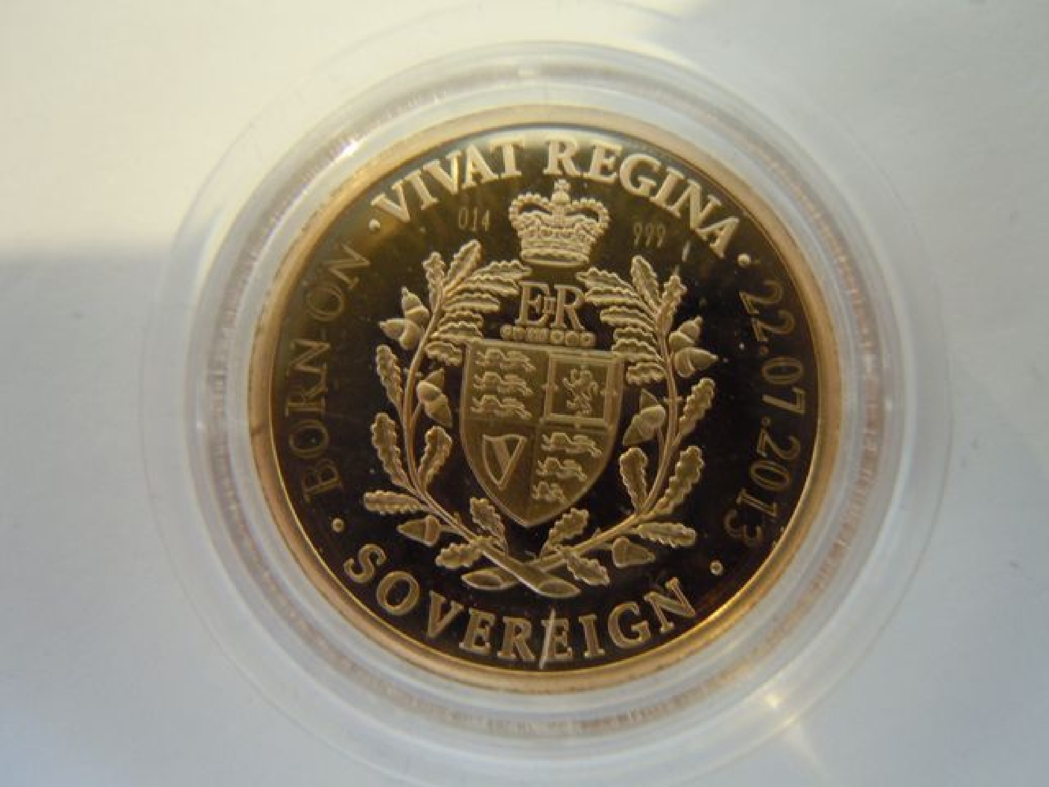 Appraisal: A Tristan da Cunha ct Gold Vivat Regina Sovereign Proof