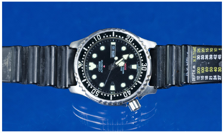 Appraisal: Citizen Promaster Automatic Diver's Watch Day date function Moving bezel