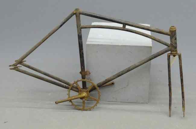 Appraisal: c Columbia arch frame pneumatic safety project Frame and forks