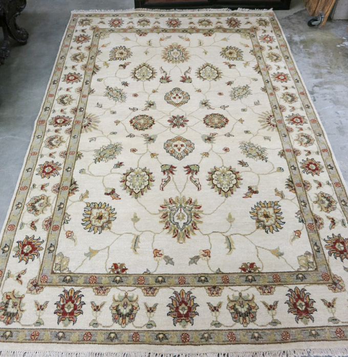 Appraisal: HAND KNOTTED ORIENTAL CARPET Persian Isfahan design of floral tracery