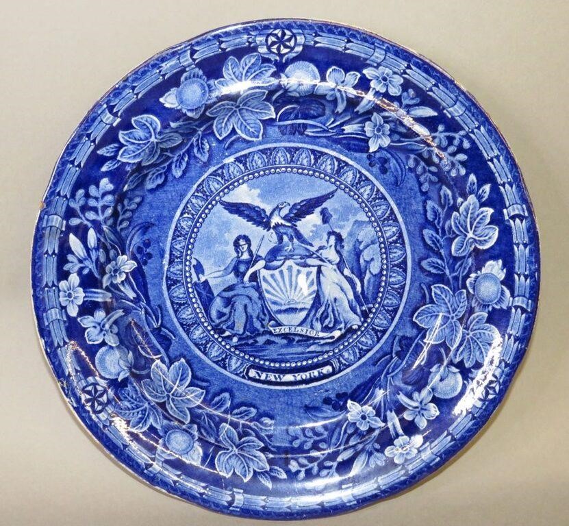 Appraisal: HISTORIC BLUE ARMS OF NEW YORK PLATEca Historic Blue transfer