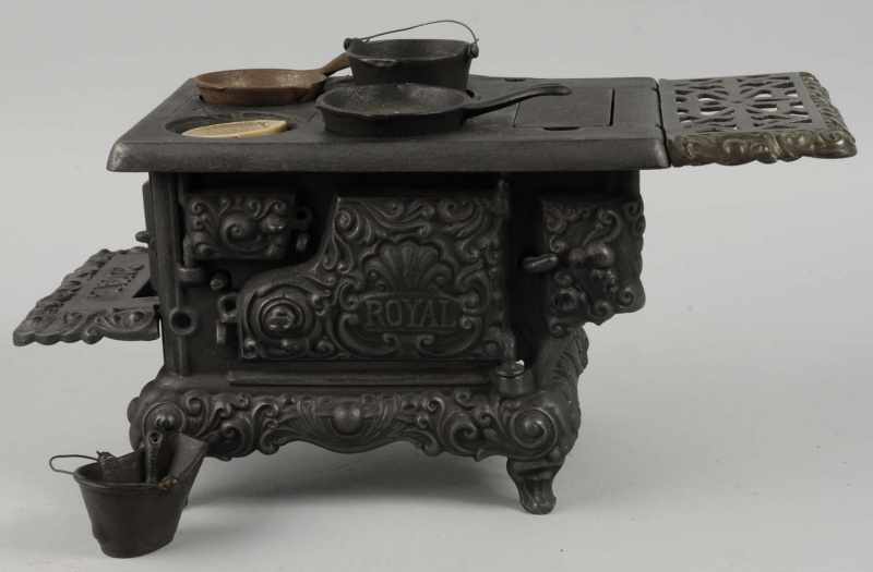 Appraisal: Cast Iron Kenton Royal Children's Stove Description Includes accessories Missing