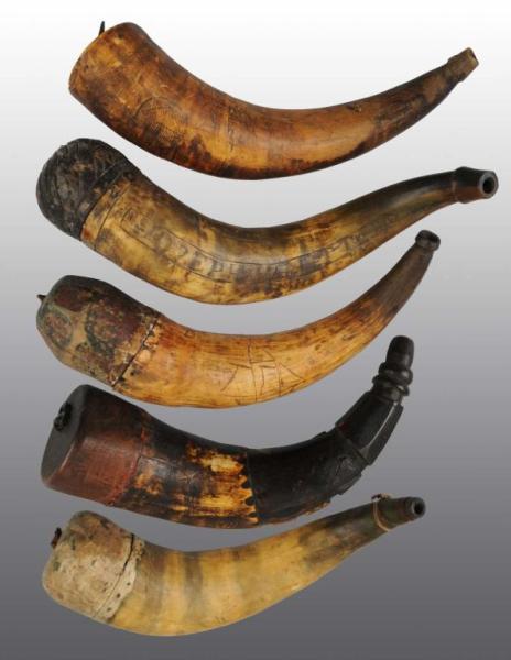 Appraisal: Lot of Large Antique Powder Horns Description All have some