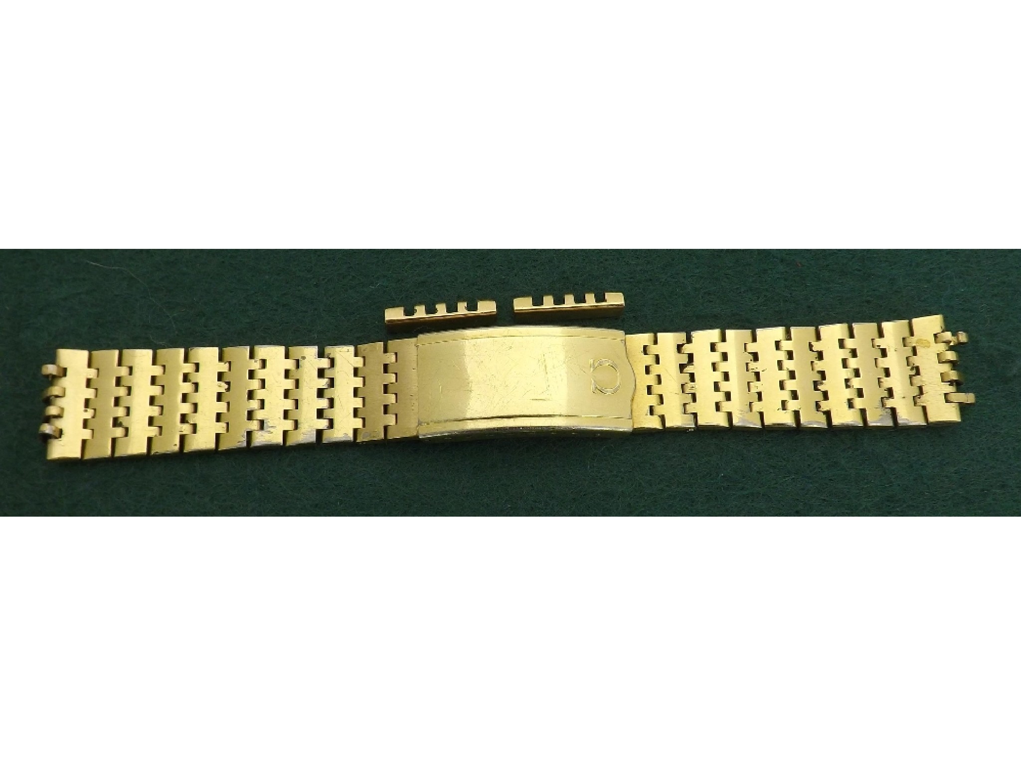 Appraisal: Omega gold plated gentleman's watch bracelet with end links no