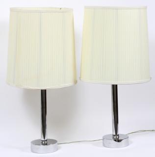 Appraisal: MID-CENTURY MODERN CHROME LAMPS PAIR H Single-light lamps on a