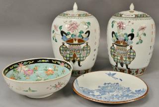 Appraisal: Four Chinese porcelain pieces to include a Famille Rose bowl