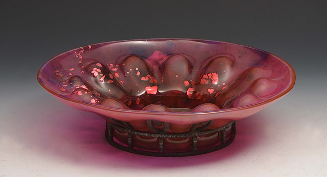 Appraisal: Daum of Nancy and Louis MajorelleBowl pink glass with gold