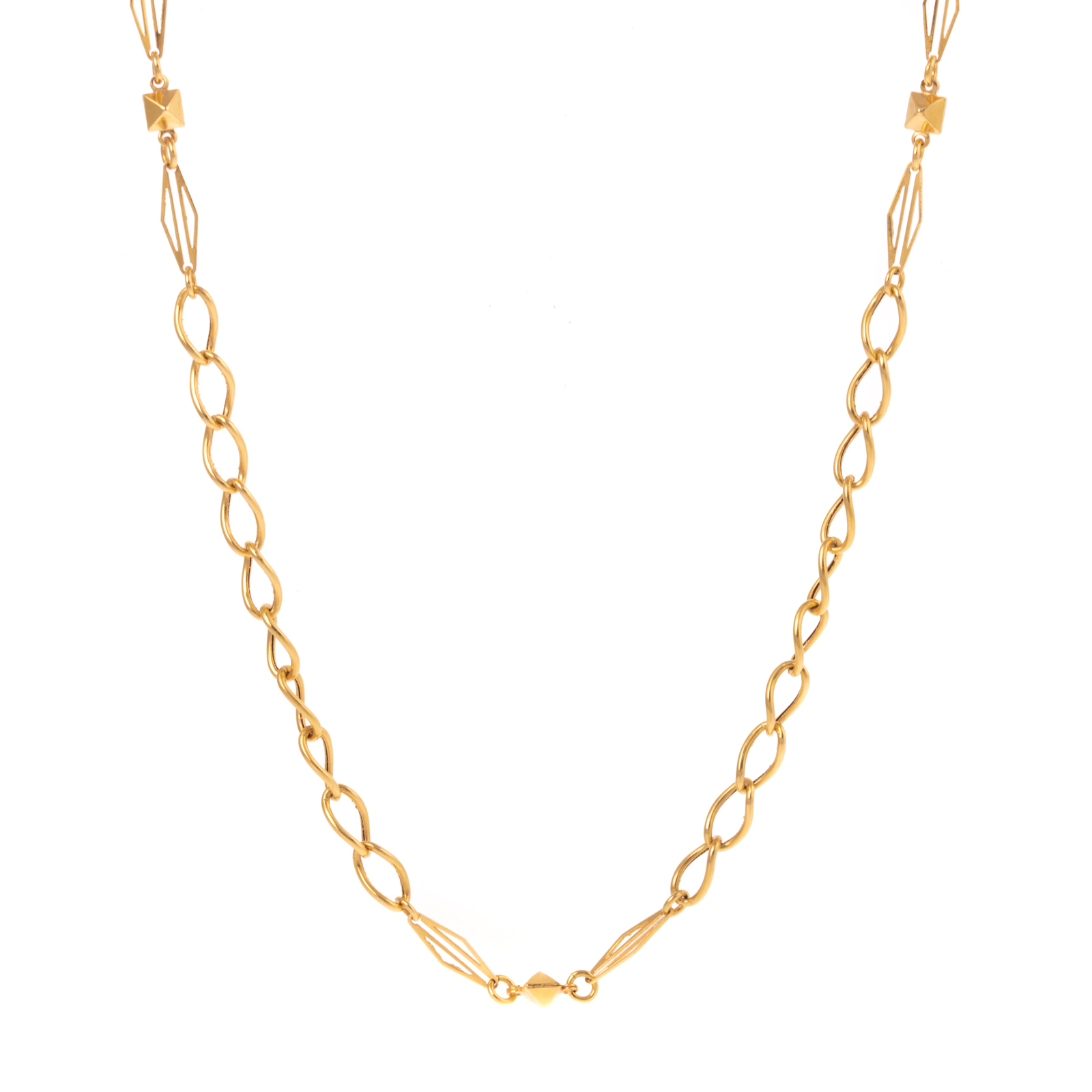 Appraisal: A VINTAGE K YELLOW GOLD UNIQUE LINK CHAIN K yellow