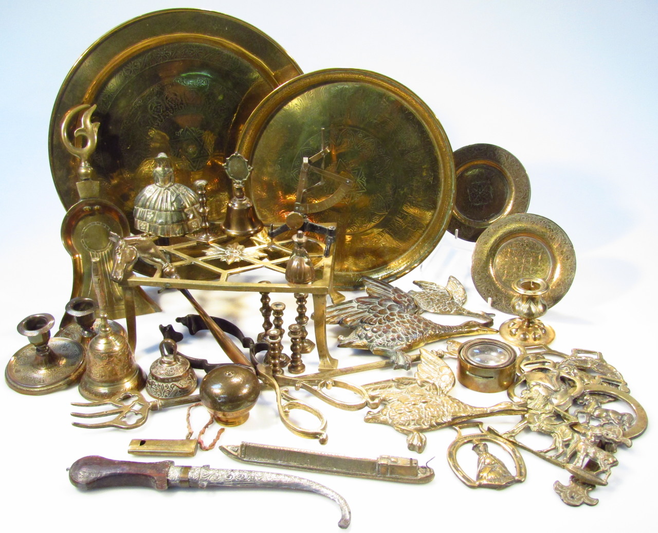 Appraisal: Various brassware to include a late thC Eastern tray decorated