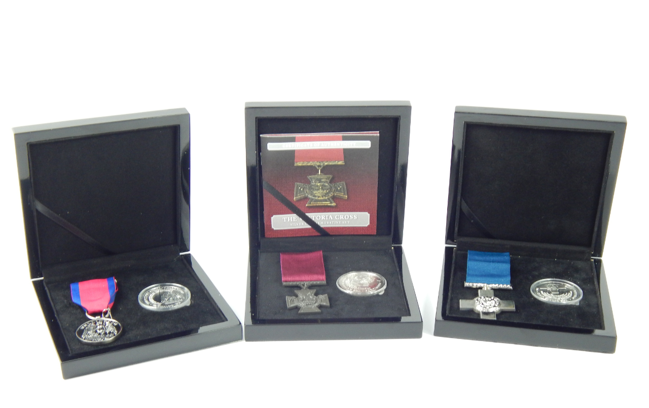 Appraisal: A Victoria Cross silver commemorative set George Cross silver commemorative