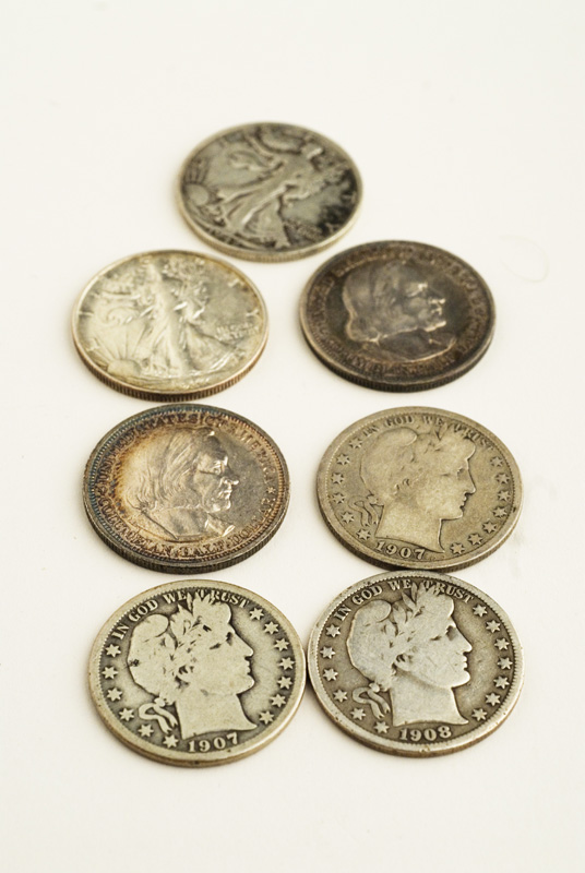 Appraisal: Silver Half Dollars Includes Columbian Exposition commemoratives Barber halves and