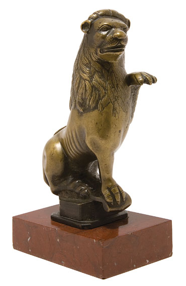 Appraisal: Continental Bronze Figure of a Seated Lion Estimate -