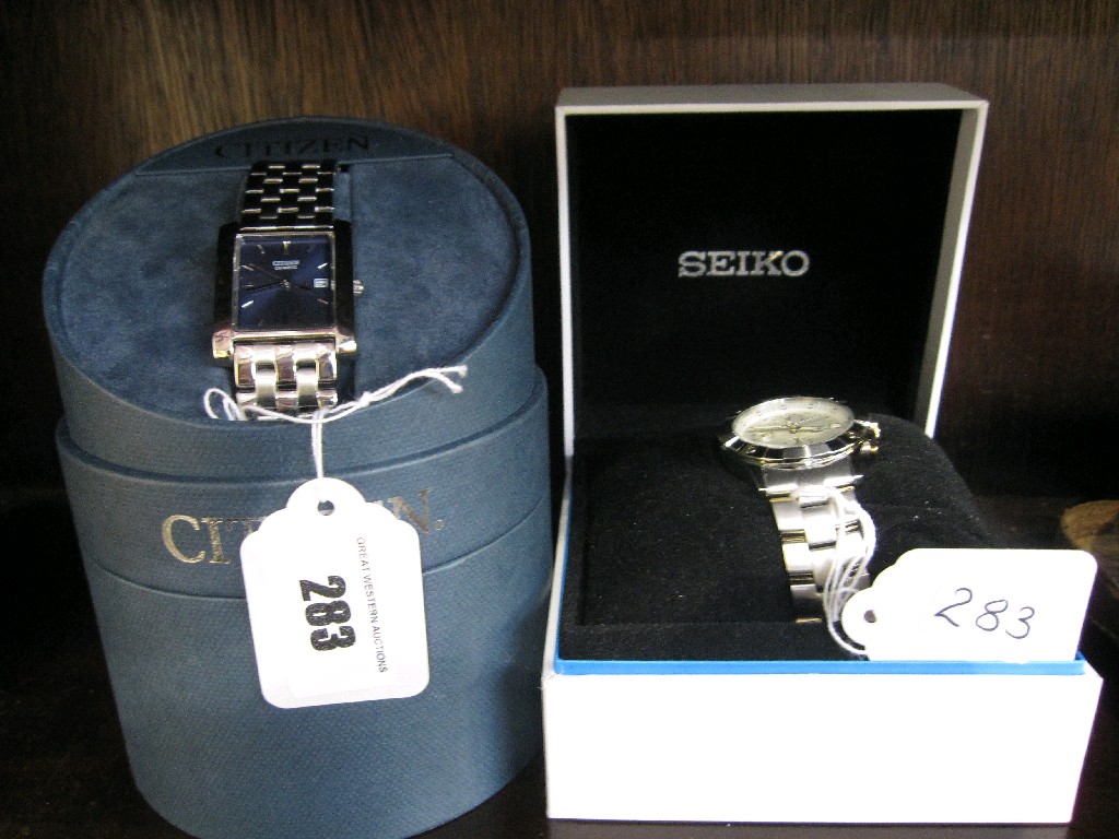 Appraisal: Lot comprising Citizen and Seiko watches in their cases