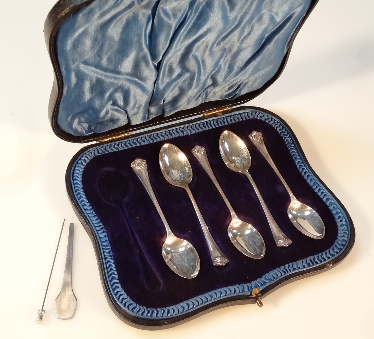 Appraisal: A set of five silver teaspoons by Atkin Brothers with