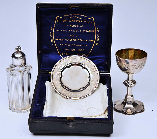 Appraisal: A VICTORIAN SILVER AND PARCEL GILT TRAVELLING COMMUNION SET consisting