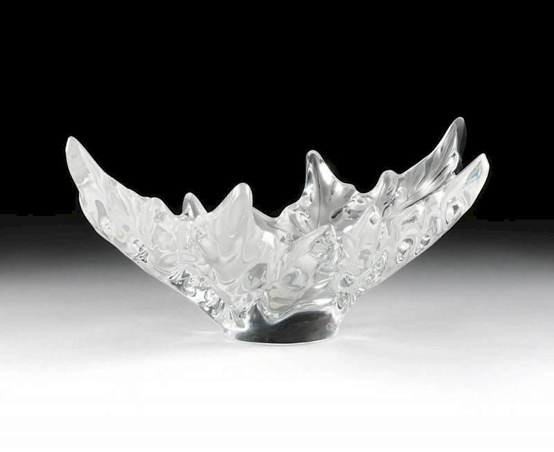 Appraisal: A LARGE LALIQUE FROSTED AND CLEAR CRYSTAL CENTER BOWL LE