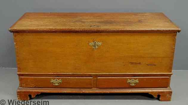 Appraisal: Pennsylvania pine blanket chest late th c with a lift