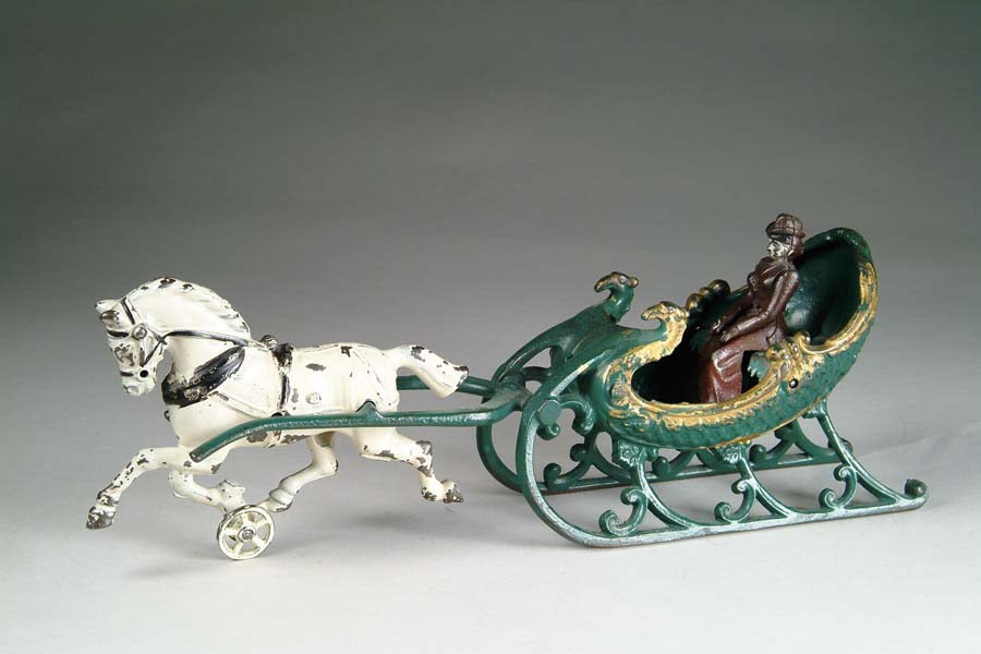 Appraisal: HUBLEY ONE HORSE OPEN SLEIGH Sleigh overall painted green with