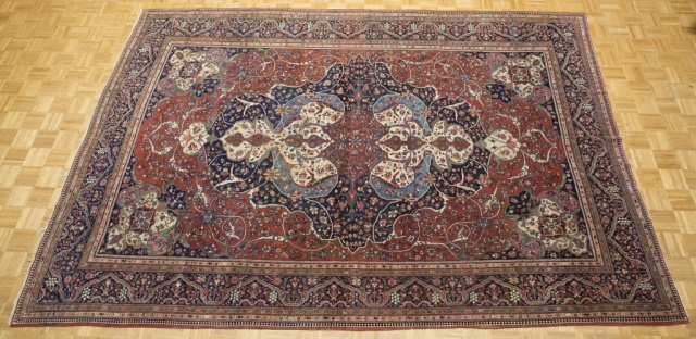 Appraisal: knots per square inch Wool warp and weft Persian knotting