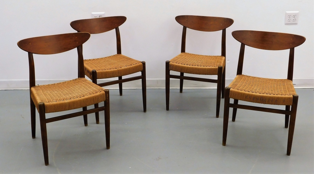 Appraisal: DANISH MODERN ARNE HOVMAND-OLSEN STYLE CHAIRS Denmark th CenturyWalnut wood