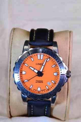 Appraisal: LIMES MEN'S DIVING WATCHMade in Germany sapphire crystal water resistant