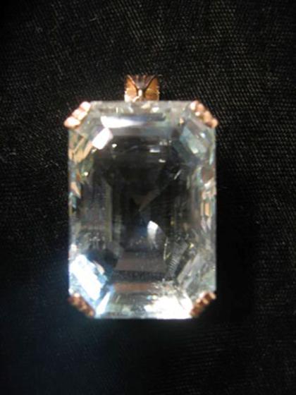 Appraisal: Large aquamarine pendant Set into karat yellow gold setting step