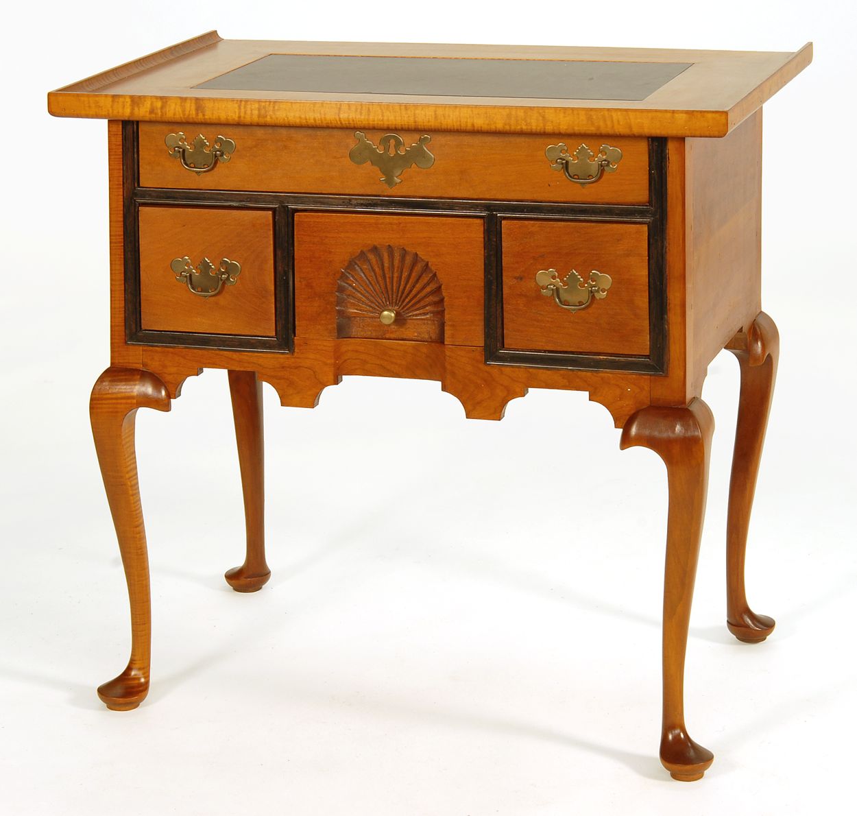 Appraisal: ELDRED WHEELER QUEEN ANNE-STYLE LOWBOY In maple and tiger maple