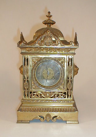 Appraisal: A thC French gilt brass bracket clock of eight day