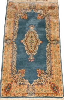 Appraisal: KERMAN PERSIAN RUG KERMAN PERSIAN RUG W ' L '