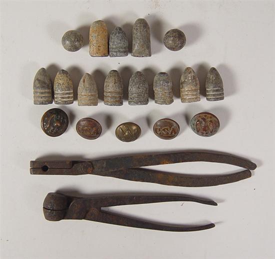 Appraisal: Civil War Buttons Bullets Bullet Molds Dug bullets from Chattanooga