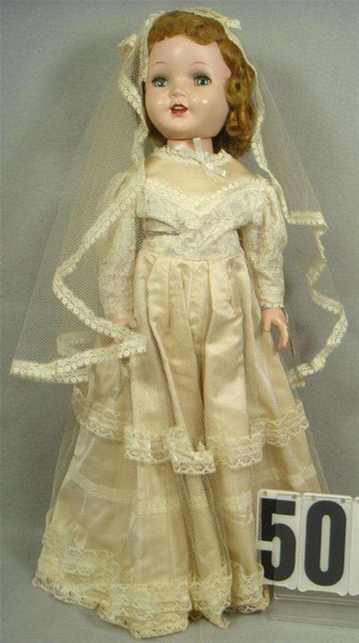 Appraisal: Hard plastic unmarked Bride Doll walker 's brown hair green