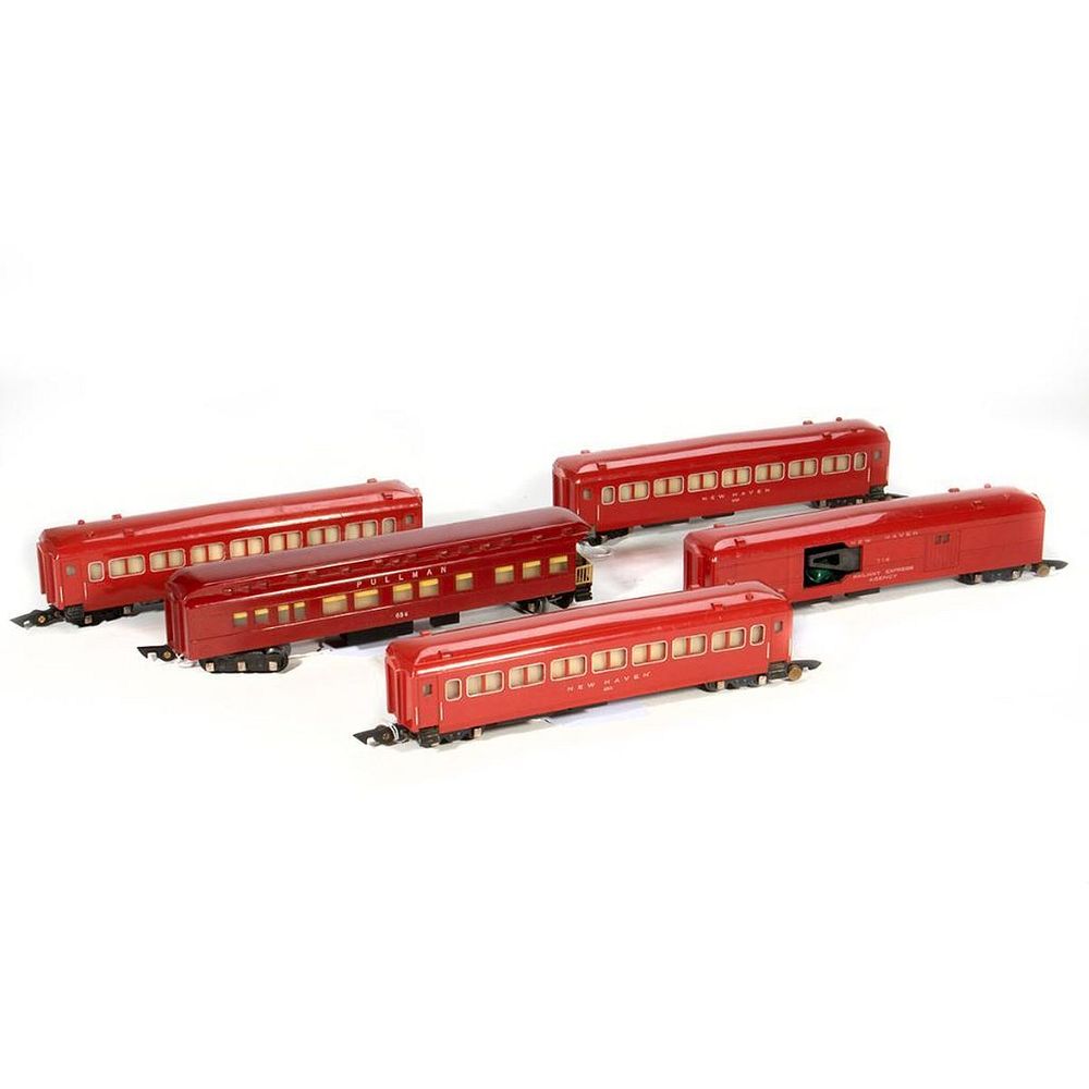 Appraisal: Gilbert S Gauge Piece Link Coupler Passenger Train Red New