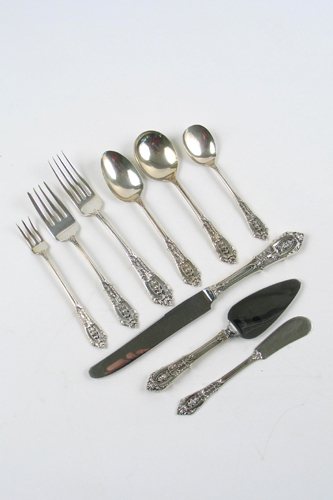 Appraisal: A WALLACE STERLING SILVER FLATWARE SET AND MAHOGANY STORAGE CHEST