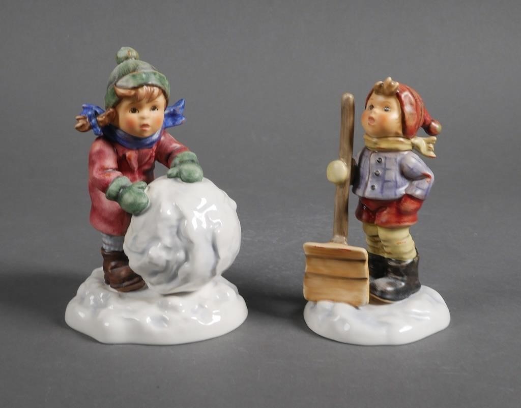 Appraisal: Hummel set consists of Let It Snow Hum and First