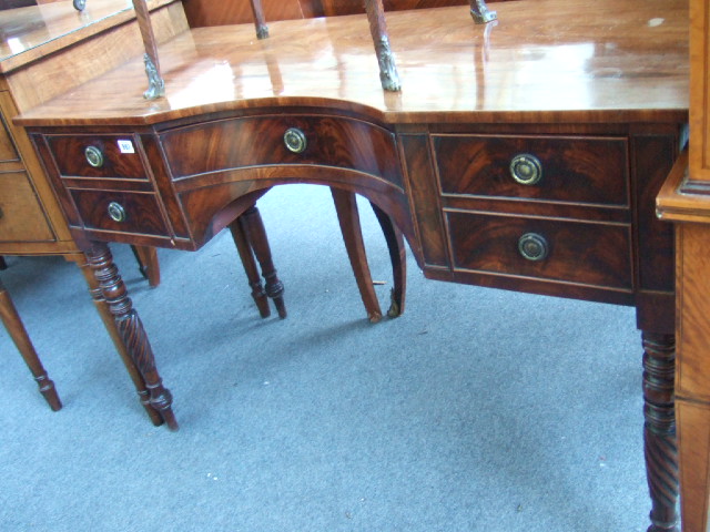 Appraisal: An early Victorian mahogany dressing table the rectangular top with