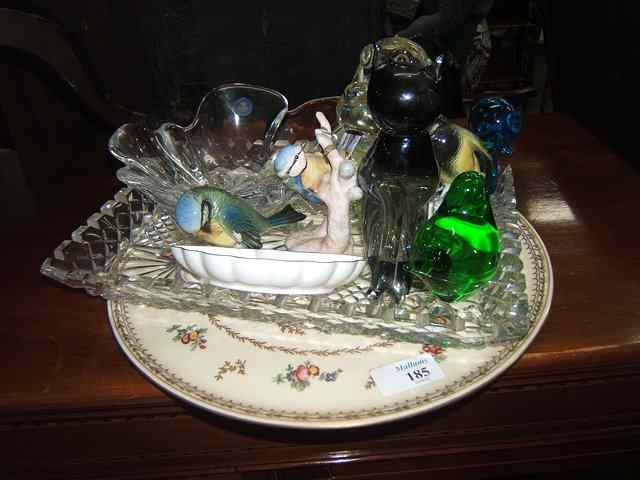 Appraisal: A QUANTITY OF CHINA AND GLASS to include a Limoges