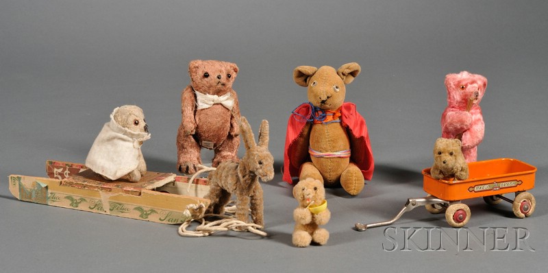 Appraisal: Group of Small Animals and Toys s- s various countries