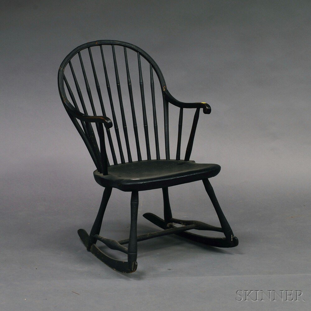 Appraisal: Black-painted Continuous Windsor Armchair th century with bamboo turnings repairs