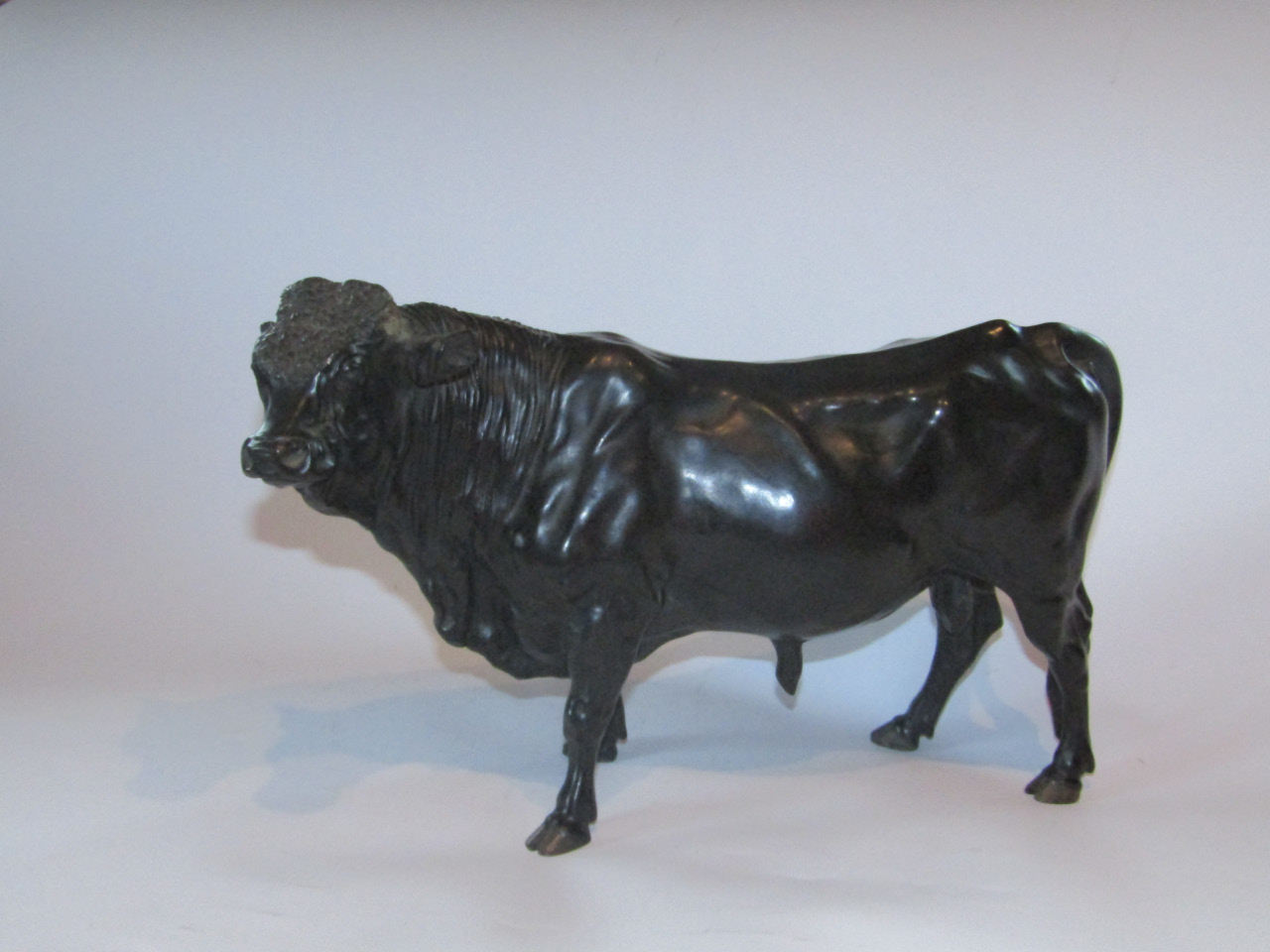 Appraisal: A thC bronze figure of a short horn bull with