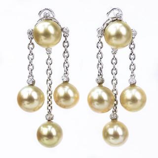 Appraisal: Golden Pearl Approx Carat Diamond and Karat White Gold Chandelier