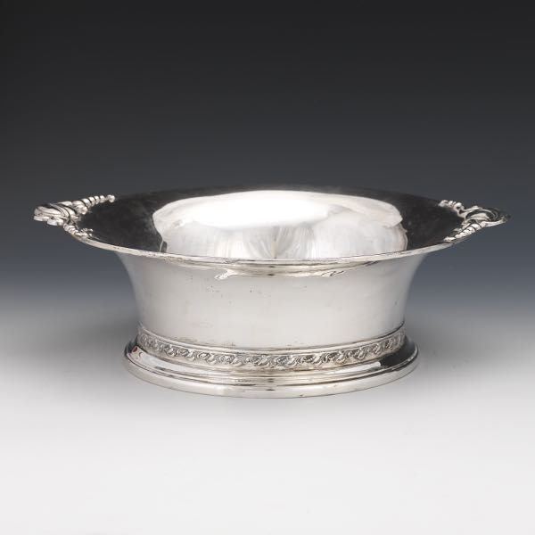 Appraisal: QUAKER STERLING SILVER BOWL x Sterling silver footed bowl everted