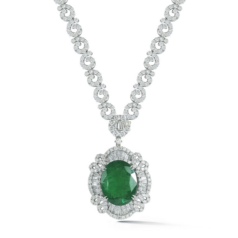 Appraisal: OVAL EMERALD NECKLACE Fancy Shape OVAL Setting K W Color