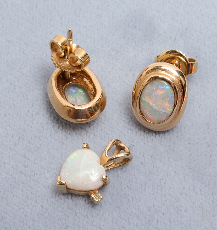 Appraisal: K YELLOW GOLD OPAL DIAMOND PENDANT EARRINGS K yellow gold