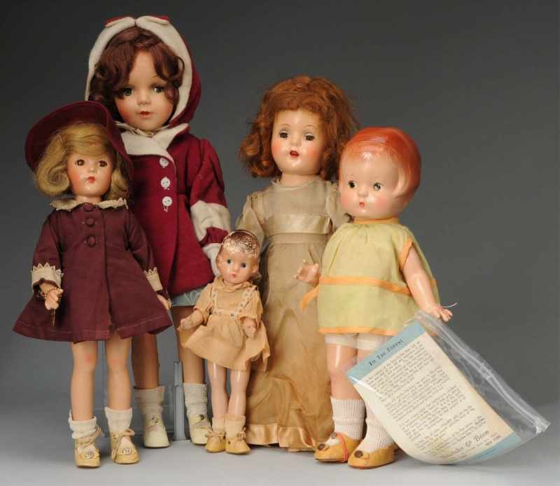 Appraisal: Lot of Composition Dolls Description American Ca - Unmarked Sears