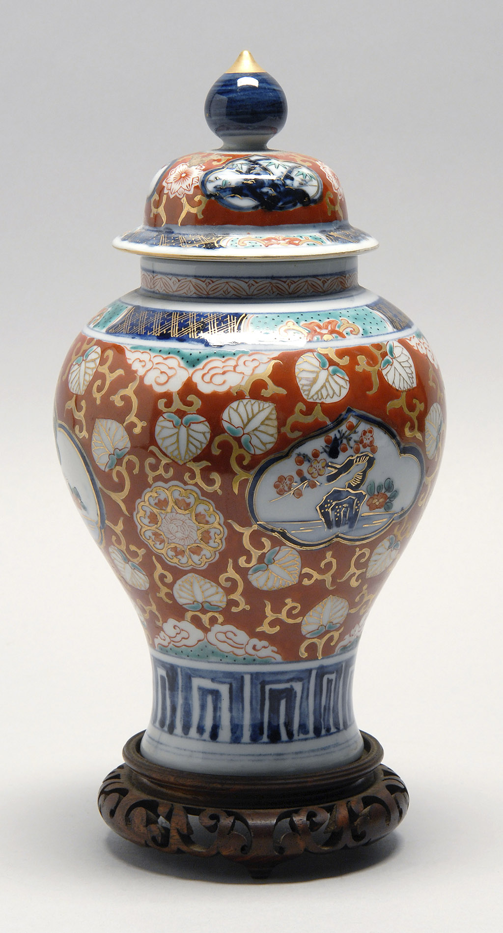 Appraisal: IMARI PORCELAIN COVERED JAR Meiji PeriodIn meiping form with Three