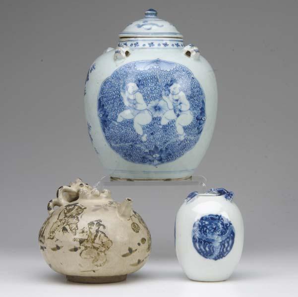 Appraisal: CHINESE PORCELAIN AND STONEWARE Three pieces two underglaze blue decorated