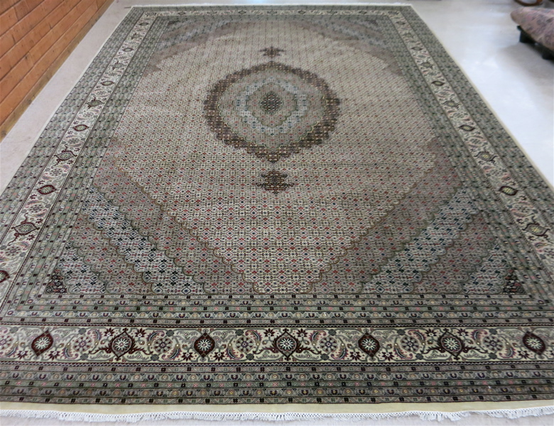 Appraisal: HAND KNOTTED ORIENTAL GRAND ROOM CARPET Persian Bijar design composed