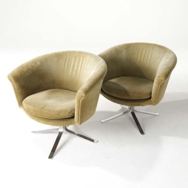 Appraisal: PACE Pair of lounge chairs upholstered in moss velveteen on