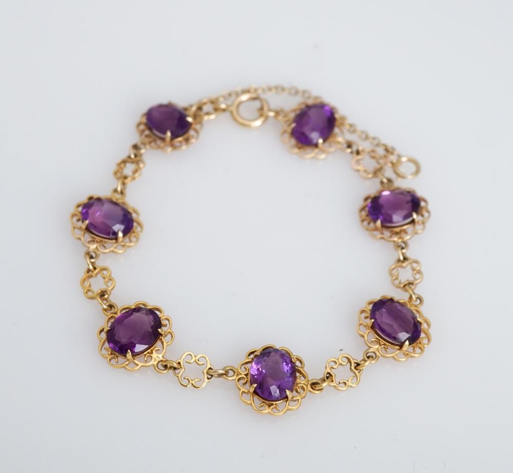 Appraisal: ENGLISH -KARAT YELLOW-GOLD AND AMETHYST BRACELETEnglish -Karat Yellow-Gold and Amethyst