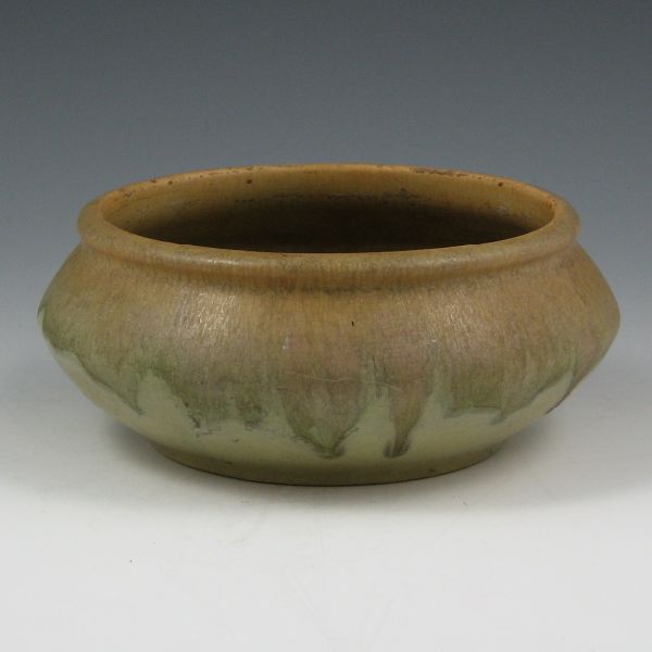 Appraisal: Roseville Carnelian I - bowl in olive green Marked with